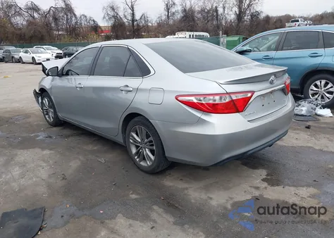 2016 Toyota Camry Se z USA, uszkodzony, nr VIN 4T1BF1FK8GU613388